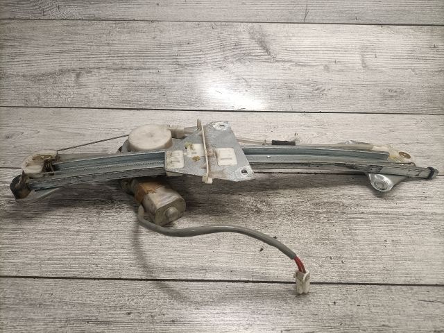 bontott MAZDA 626 Bal hátsó Ablakemelő Szerkezet (Elektromos)