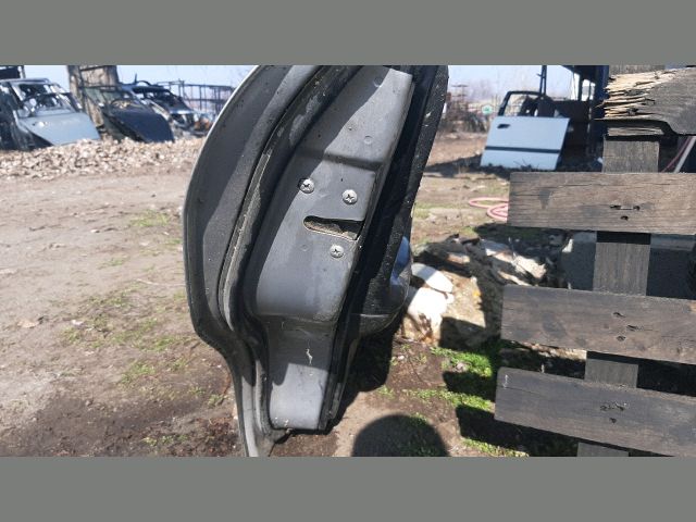 bontott MAZDA 626 Bal hátsó Ajtó (Részeivel)