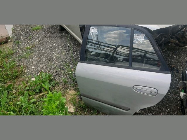 bontott MAZDA 626 Bal hátsó Ajtó (Részeivel)