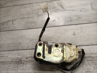 bontott MAZDA 626 Bal hátsó Ajtózár