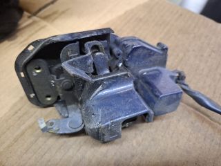 bontott MAZDA 626 Bal hátsó Ajtózár