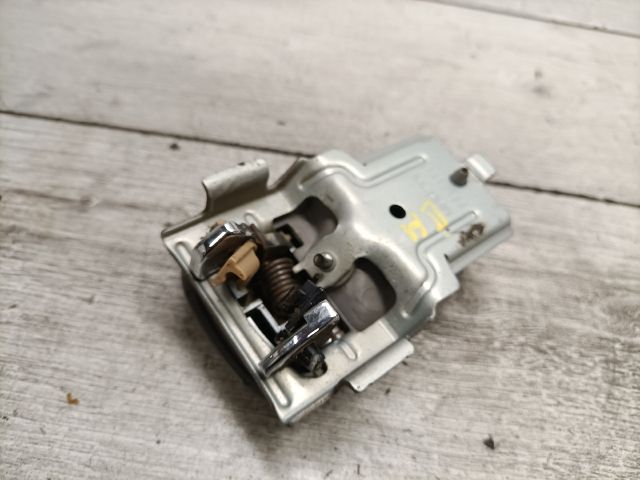 bontott MAZDA 626 Bal hátsó Belső Kilincs