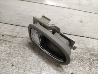 bontott MAZDA 626 Bal hátsó Belső Kilincs