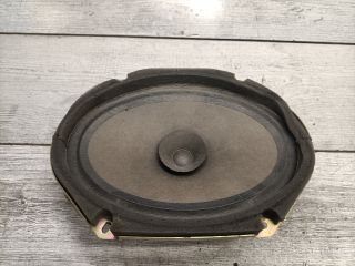 bontott MAZDA 626 Bal hátsó Hangszóró