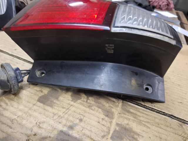 bontott MAZDA 626 Bal Hátsó Lámpa