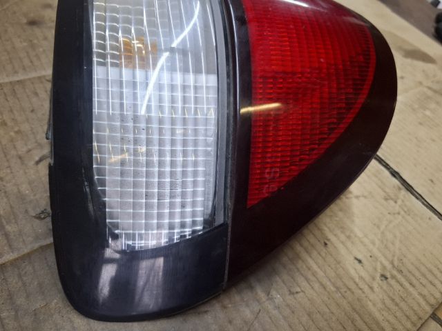 bontott MAZDA 626 Bal Hátsó Lámpa