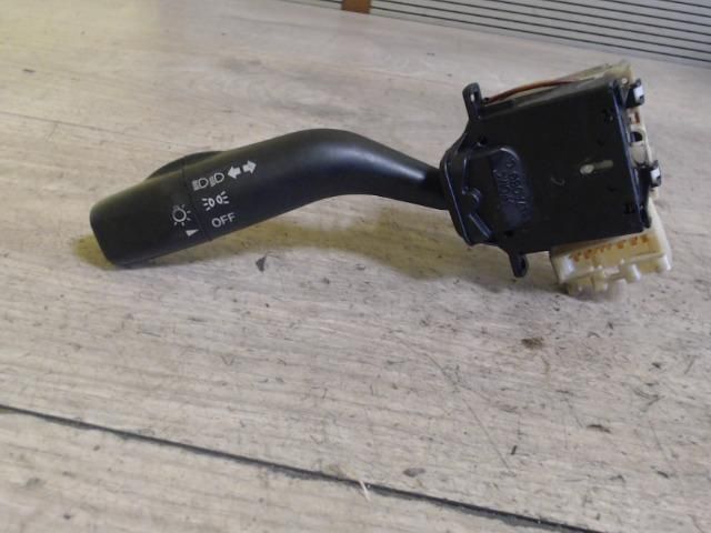 bontott MAZDA 626 Bal Kormánykapcsoló Irányjelző