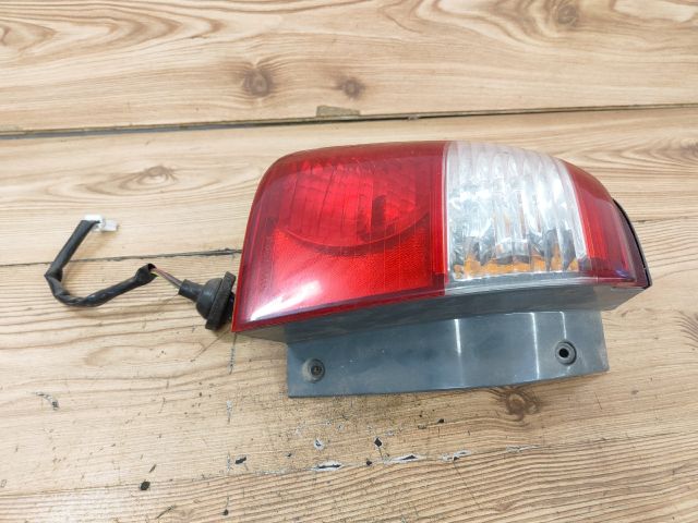 bontott MAZDA 626 Bal Külső Hátsó Lámpa