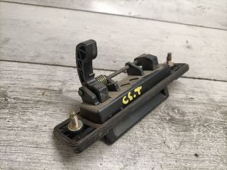 bontott MAZDA 626 Csomagtér Nyitó Kar / Gomb