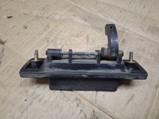 bontott MAZDA 626 Csomagtér Nyitó Kar / Gomb