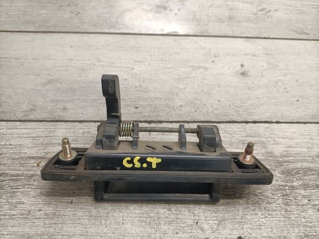 bontott MAZDA 626 Csomagtér Nyitó Kar / Gomb