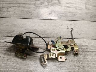 bontott MAZDA 626 Csomagtérajtó Zárszerkezet