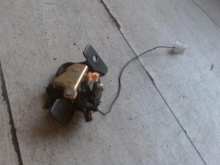 bontott MAZDA 626 Csomagtérajtó Zárszerkezet