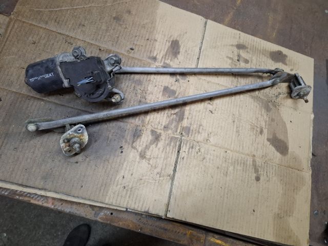 bontott MAZDA 626 Első Ablaktörlő Szerkezet Motorral