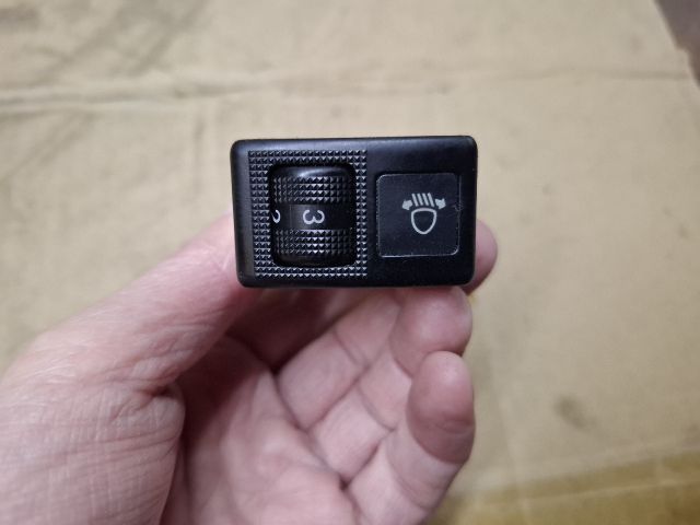 bontott MAZDA 626 Fényszórómagasság Állító Kapcsoló