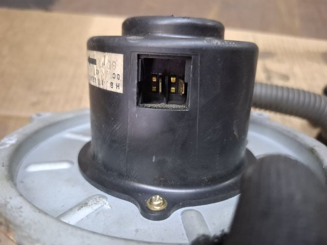 bontott MAZDA 626 Fűtőmotor (Klímás)