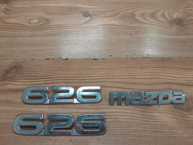 bontott MAZDA 626 Hátsó Embléma