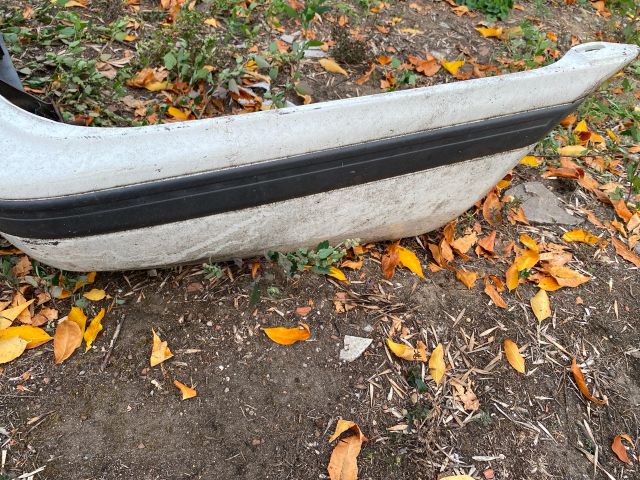 bontott MAZDA 626 Hátsó Lökhárító (Üresen)