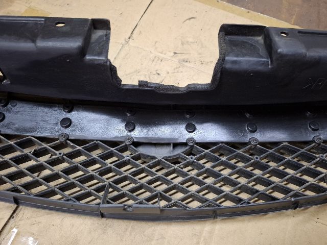 bontott MAZDA 626 Hűtőrács