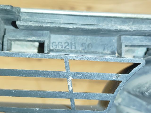 bontott MAZDA 626 Hűtőrács