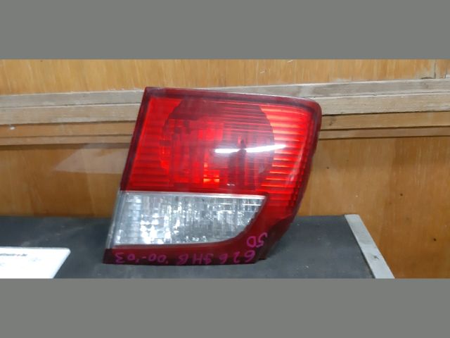 bontott MAZDA 626 Jobb Belső Hátsó Lámpa