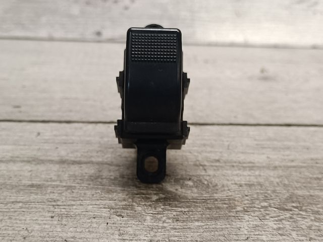 bontott MAZDA 626 Jobb első Ablakemelő Kapcsoló