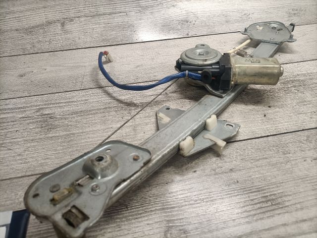 bontott MAZDA 626 Jobb első Ablakemelő Szerkezet (Elektromos)