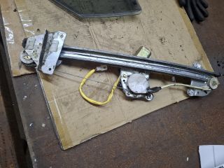 bontott MAZDA 626 Jobb első Ablakemelő Szerkezet (Elektromos)