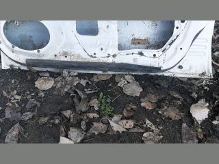 bontott MAZDA 626 Jobb első Ajtó (Üres lemez)