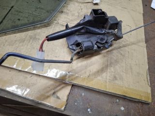 bontott MAZDA 626 Jobb első Ajtózár