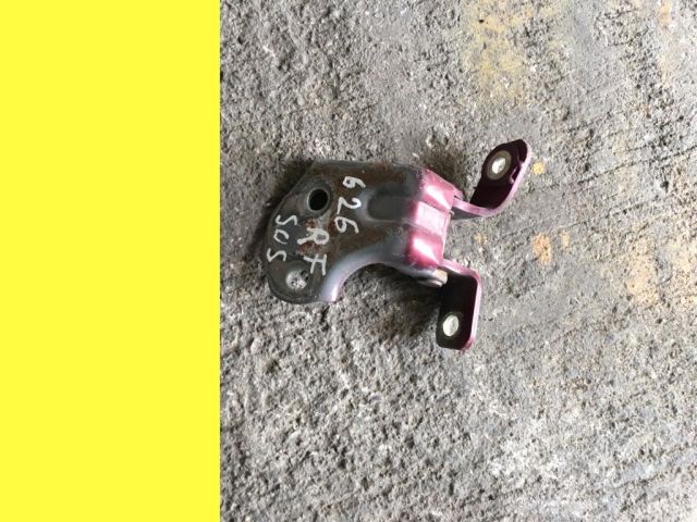 bontott MAZDA 626 Jobb első Felső Zsanér