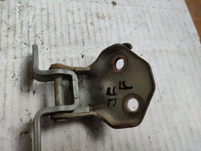 bontott MAZDA 626 Jobb első Felső Zsanér