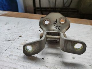 bontott MAZDA 626 Jobb első Felső Zsanér