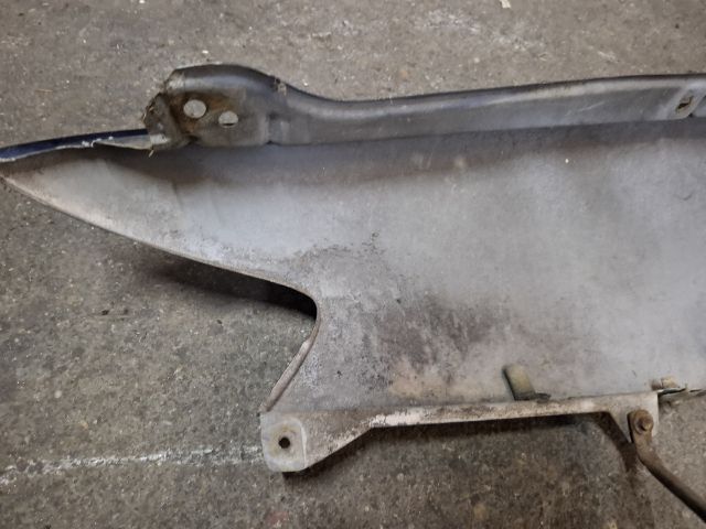 bontott MAZDA 626 Jobb első Sárvédő