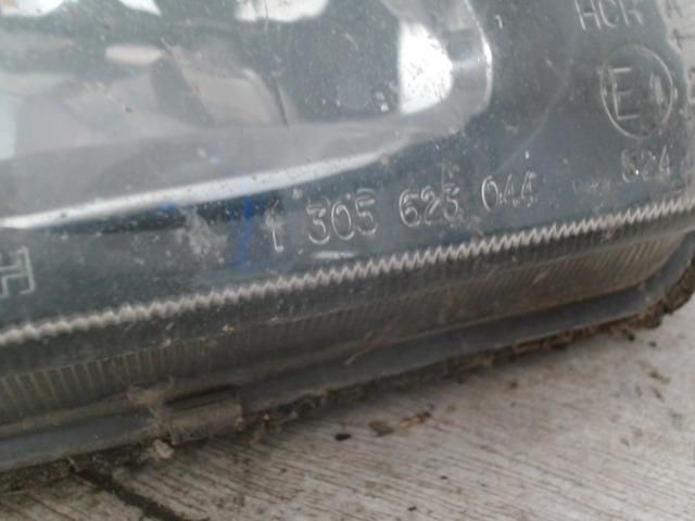 bontott MAZDA 626 Jobb Fényszóró