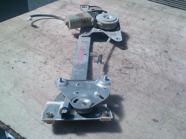 bontott MAZDA 626 Jobb hátsó Ablakemelő Szerkezet (Elektromos)