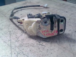 bontott MAZDA 626 Jobb hátsó Ajtózár