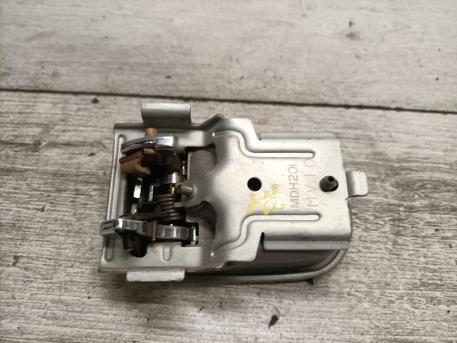 bontott MAZDA 626 Jobb hátsó Belső Kilincs