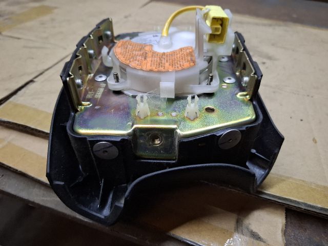 bontott MAZDA 626 Kormánylégzsák