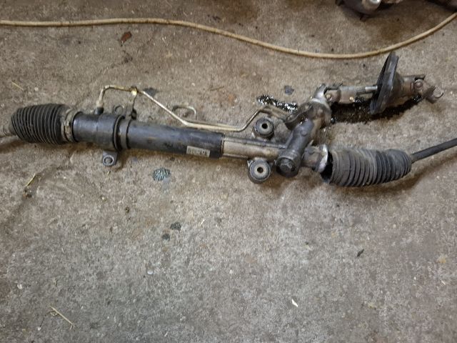 bontott MAZDA 626 Kormánymű Szervós