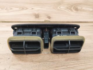 bontott MAZDA 626 Középső Szellőző