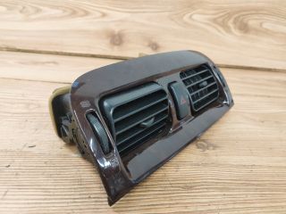 bontott MAZDA 626 Középső Szellőző