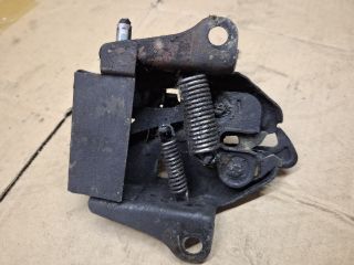 bontott MAZDA 626 Motorháztető Zárszerkezet