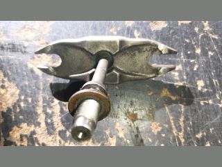 bontott MAZDA 626 Porlasztó Lefogató