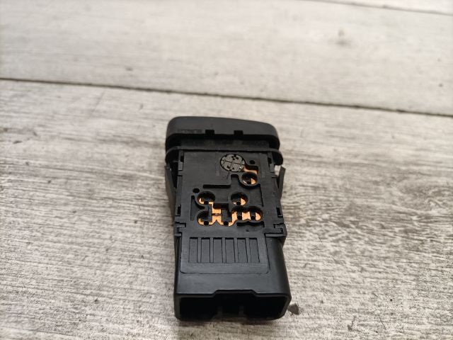 bontott MAZDA 626 Vészvillogó Kapcsoló