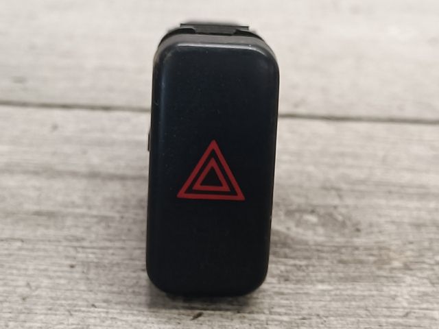 bontott MAZDA 626 Vészvillogó Kapcsoló