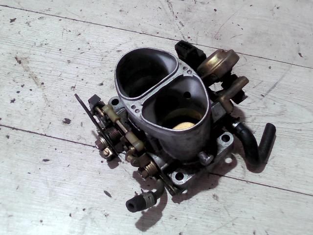 bontott MAZDA 929 Fojtószelep (Mechanikus)