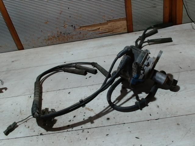 bontott MAZDA 929 Gyújtáselosztó és Gyertya Kábel