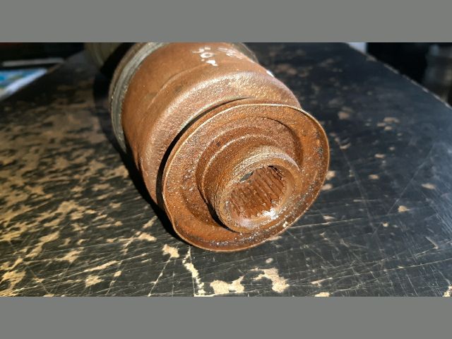 bontott MAZDA B-Serie Bal Féltengely