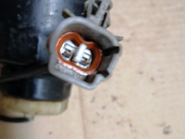 bontott MAZDA B-Serie Gázolajszűrő Ház